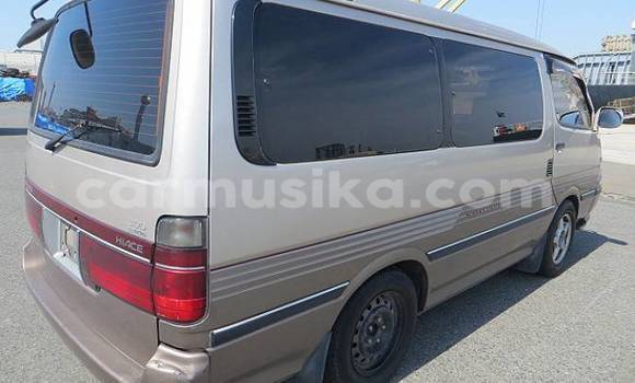 Acheter Occasion Voiture Toyota Hiace Autre à Beitbridge, Matabeleland South Acheter Occasion Voiture Toyota Hiace Autre à Beitbridge, Matabeleland South