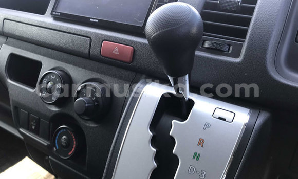 Buy Used Toyota Hiace Other Car in Beitbridge in Matabeleland South Buy Used Toyota Hiace Other Car in Beitbridge in Matabeleland South