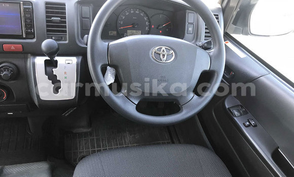 Buy Used Toyota Hiace Other Car in Beitbridge in Matabeleland South Buy Used Toyota Hiace Other Car in Beitbridge in Matabeleland South