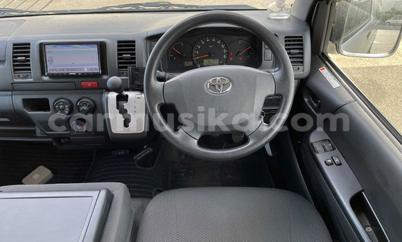 Buy Used Toyota Hiace Other Car in Beitbridge in Matabeleland South Buy Used Toyota Hiace Other Car in Beitbridge in Matabeleland South
