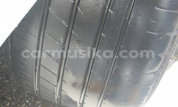 Buy Used Toyota Hiace White Car in Beitbridge in Matabeleland South Buy Used Toyota Hiace White Car in Beitbridge in Matabeleland South