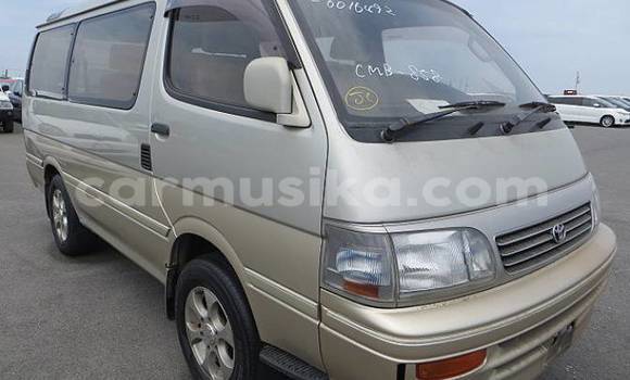 Buy Used Toyota Hiace Other Car in Beitbridge in Matabeleland South Buy Used Toyota Hiace Other Car in Beitbridge in Matabeleland South