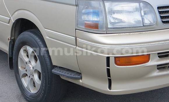 Buy Used Toyota Hiace Other Car in Beitbridge in Matabeleland South Buy Used Toyota Hiace Other Car in Beitbridge in Matabeleland South