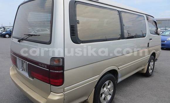 Buy Used Toyota Hiace Other Car in Beitbridge in Matabeleland South Buy Used Toyota Hiace Other Car in Beitbridge in Matabeleland South