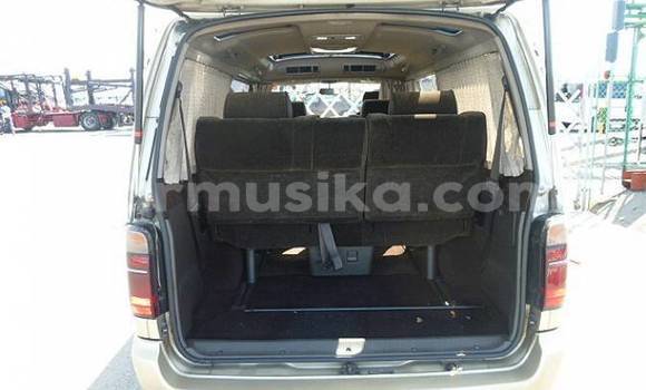 Nunua Ilio tumika Toyota Hiace Nyingine Gari ndani ya Beitbridge nchini Matabeleland Kusini Nunua Ilio tumika Toyota Hiace Nyingine Gari ndani ya Beitbridge nchini Matabeleland Kusini