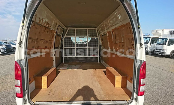 Buy Used Toyota Hiace Other Car in Beitbridge in Matabeleland South Buy Used Toyota Hiace Other Car in Beitbridge in Matabeleland South