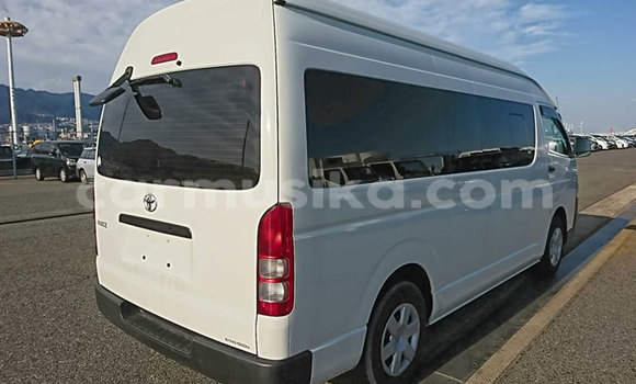 Buy Used Toyota Hiace Other Car in Beitbridge in Matabeleland South Buy Used Toyota Hiace Other Car in Beitbridge in Matabeleland South