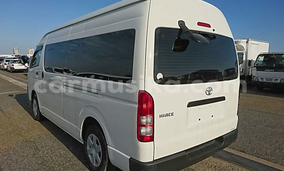 Buy Used Toyota Hiace Other Car in Beitbridge in Matabeleland South Buy Used Toyota Hiace Other Car in Beitbridge in Matabeleland South
