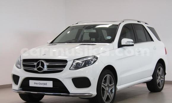 Acheter Occasion Voiture Mercedes‒Benz GLE Blanc à Harare, Harare Acheter Occasion Voiture Mercedes‒Benz GLE Blanc à Harare, Harare