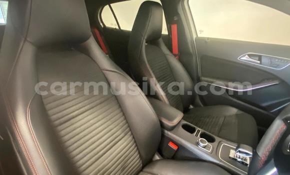 Acheter Occasion Voiture Mercedes‒Benz GLA-klasse AMG Blanc à Beitbridge, Matabeleland South Acheter Occasion Voiture Mercedes‒Benz GLA-klasse AMG Blanc à Beitbridge, Matabeleland South