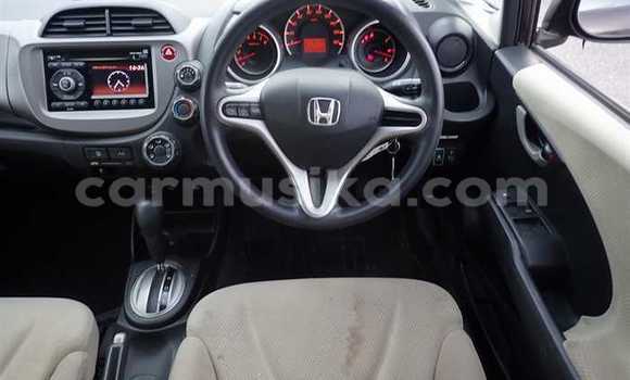 Nunua Ilio tumika Honda Fit Brown Gari ndani ya Beitbridge nchini Matabeleland Kusini Nunua Ilio tumika Honda Fit Brown Gari ndani ya Beitbridge nchini Matabeleland Kusini