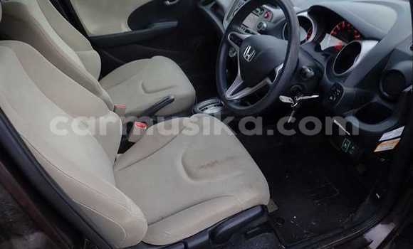 Nunua Ilio tumika Honda Fit Brown Gari ndani ya Beitbridge nchini Matabeleland Kusini Nunua Ilio tumika Honda Fit Brown Gari ndani ya Beitbridge nchini Matabeleland Kusini