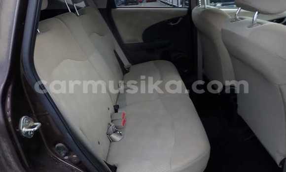 Nunua Ilio tumika Honda Fit Brown Gari ndani ya Beitbridge nchini Matabeleland Kusini Nunua Ilio tumika Honda Fit Brown Gari ndani ya Beitbridge nchini Matabeleland Kusini