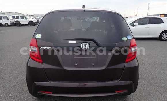 Nunua Ilio tumika Honda Fit Brown Gari ndani ya Beitbridge nchini Matabeleland Kusini Nunua Ilio tumika Honda Fit Brown Gari ndani ya Beitbridge nchini Matabeleland Kusini