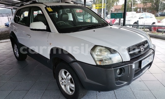 Acheter Occasion Voiture Hyundai Tucson Blanc à Bulawayo, Bulawayo Acheter Occasion Voiture Hyundai Tucson Blanc à Bulawayo, Bulawayo