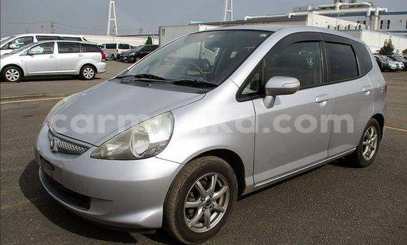Buy Used Honda Fit Silver Car in Beitbridge in Matabeleland South