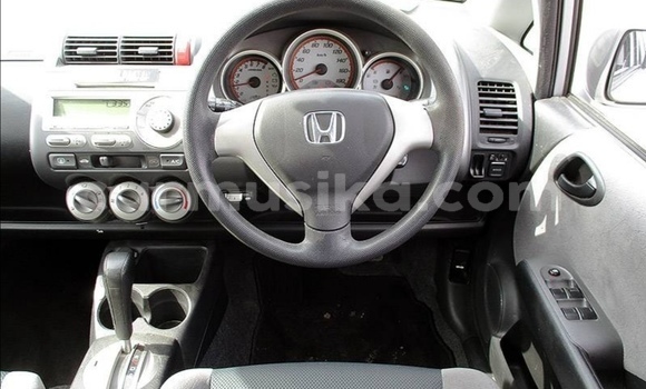 Buy Used Honda Fit Silver Car in Beitbridge in Matabeleland South Buy Used Honda Fit Silver Car in Beitbridge in Matabeleland South