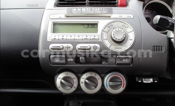 Buy Used Honda Fit Silver Car in Beitbridge in Matabeleland South Buy Used Honda Fit Silver Car in Beitbridge in Matabeleland South