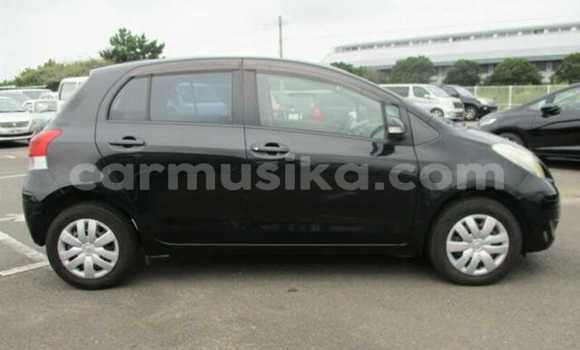 Acheter Occasion Voiture Toyota Vitz Noir à Beitbridge, Matabeleland South Acheter Occasion Voiture Toyota Vitz Noir à Beitbridge, Matabeleland South