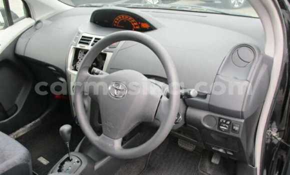 Acheter Occasion Voiture Toyota Vitz Noir à Beitbridge, Matabeleland South Acheter Occasion Voiture Toyota Vitz Noir à Beitbridge, Matabeleland South