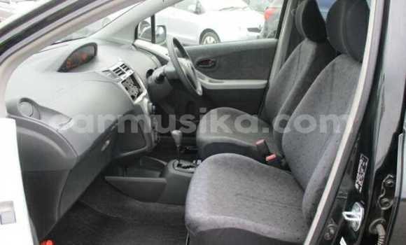 Acheter Occasion Voiture Toyota Vitz Noir à Beitbridge, Matabeleland South Acheter Occasion Voiture Toyota Vitz Noir à Beitbridge, Matabeleland South