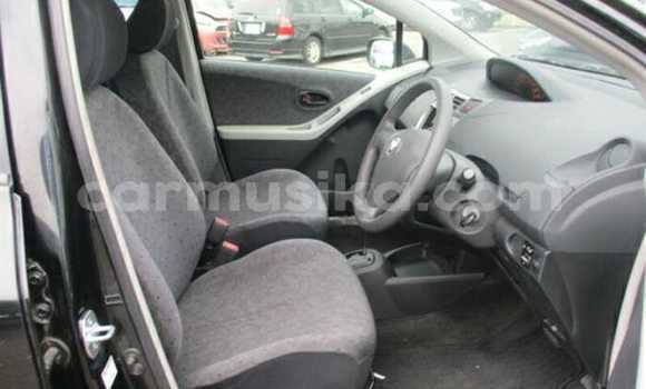 Acheter Occasion Voiture Toyota Vitz Noir à Beitbridge, Matabeleland South Acheter Occasion Voiture Toyota Vitz Noir à Beitbridge, Matabeleland South