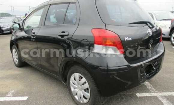 Acheter Occasion Voiture Toyota Vitz Noir à Beitbridge, Matabeleland South Acheter Occasion Voiture Toyota Vitz Noir à Beitbridge, Matabeleland South