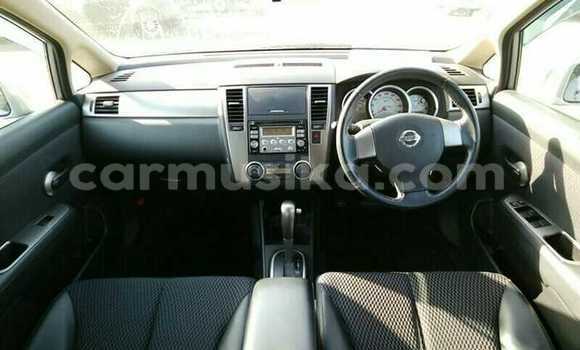 Buy Used Nissan Tiida Silver Car in Beitbridge in Matabeleland South Buy Used Nissan Tiida Silver Car in Beitbridge in Matabeleland South