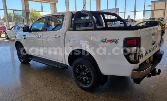 Acheter Occasion Voiture Ford Ranger Blanc à Beitbridge, Matabeleland South Acheter Occasion Voiture Ford Ranger Blanc à Beitbridge, Matabeleland South