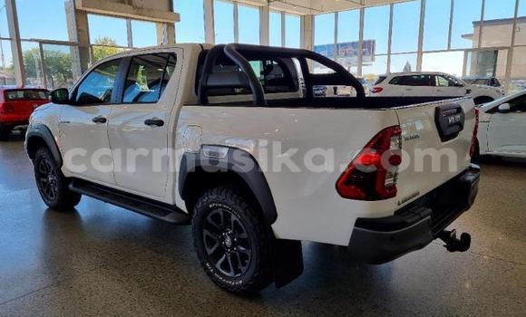 Acheter Occasion Voiture Toyota Hilux Blanc à Beitbridge, Matabeleland South Acheter Occasion Voiture Toyota Hilux Blanc à Beitbridge, Matabeleland South