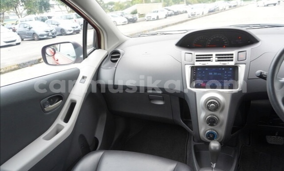 Acheter Occasion Voiture Toyota Yaris Rouge à Beitbridge, Matabeleland South Acheter Occasion Voiture Toyota Yaris Rouge à Beitbridge, Matabeleland South