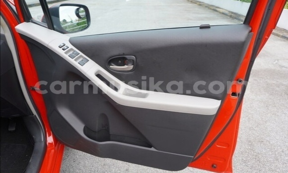 Acheter Occasion Voiture Toyota Yaris Rouge à Beitbridge, Matabeleland South Acheter Occasion Voiture Toyota Yaris Rouge à Beitbridge, Matabeleland South