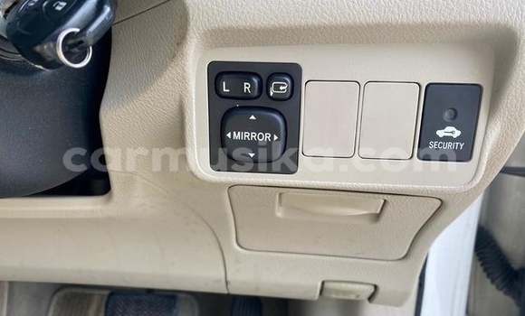 Nunua Ilio tumika Toyota Corolla Altis Nyeupe Gari ndani ya Beitbridge nchini Matabeleland Kusini Nunua Ilio tumika Toyota Corolla Altis Nyeupe Gari ndani ya Beitbridge nchini Matabeleland Kusini