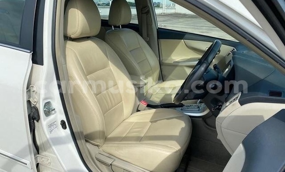 Nunua Ilio tumika Toyota Corolla Altis Nyeupe Gari ndani ya Beitbridge nchini Matabeleland Kusini Nunua Ilio tumika Toyota Corolla Altis Nyeupe Gari ndani ya Beitbridge nchini Matabeleland Kusini