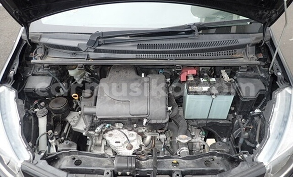 Acheter Occasion Voiture Toyota Vitz Noir à Beitbridge, Matabeleland South Acheter Occasion Voiture Toyota Vitz Noir à Beitbridge, Matabeleland South