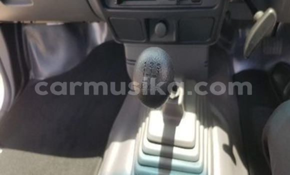 Buy Used Nissan NP 300 White Car in Beitbridge in Matabeleland South Buy Used Nissan NP 300 White Car in Beitbridge in Matabeleland South