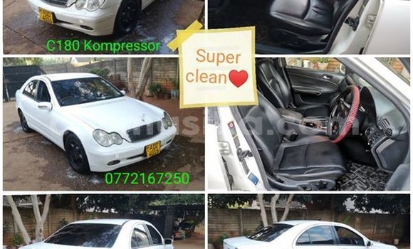 Buy Used Mercedes‒Benz C–Class White Car in Harare in Harare Buy Used Mercedes‒Benz C–Class White Car in Harare in Harare