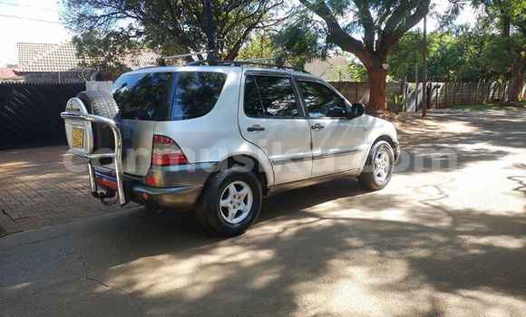Buy Used Mercedes‒Benz ML–Class Silver Car in Harare in Harare Buy Used Mercedes‒Benz ML–Class Silver Car in Harare in Harare