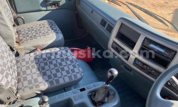 Acheter Occasion Utilitaire Nissan UD Blanc à Beitbridge, Matabeleland South Acheter Occasion Utilitaire Nissan UD Blanc à Beitbridge, Matabeleland South