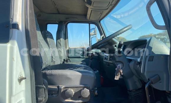 Acheter Occasion Utilitaire Nissan UD Blanc à Beitbridge, Matabeleland South Acheter Occasion Utilitaire Nissan UD Blanc à Beitbridge, Matabeleland South