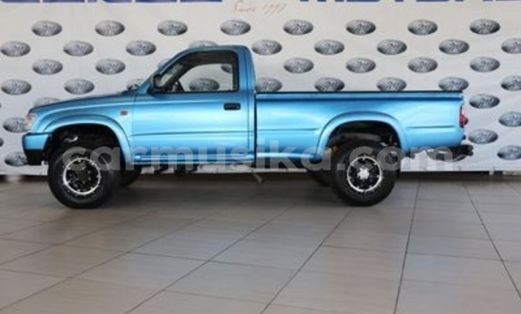 Buy Used Toyota Hilux Blue Car in Beitbridge in Matabeleland South Buy Used Toyota Hilux Blue Car in Beitbridge in Matabeleland South
