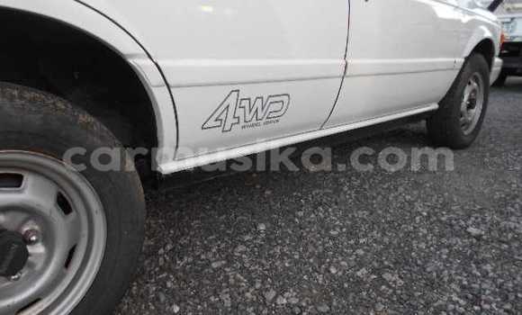 Nunua Ilio tumika Nissan Sunny Nyeupe Gari ndani ya Beitbridge nchini Matabeleland Kusini Nunua Ilio tumika Nissan Sunny Nyeupe Gari ndani ya Beitbridge nchini Matabeleland Kusini