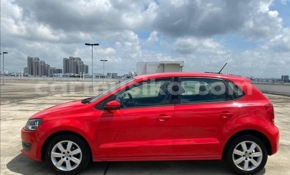 Acheter Occasion Voiture Volkswagen Polo Rouge à Beitbridge, Matabeleland South Acheter Occasion Voiture Volkswagen Polo Rouge à Beitbridge, Matabeleland South