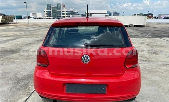 Acheter Occasion Voiture Volkswagen Polo Rouge à Beitbridge, Matabeleland South Acheter Occasion Voiture Volkswagen Polo Rouge à Beitbridge, Matabeleland South