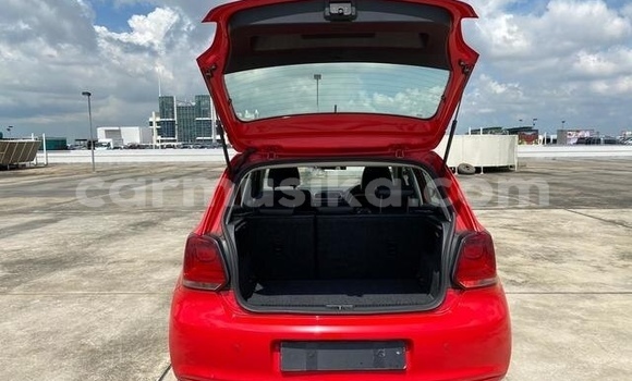 Acheter Occasion Voiture Volkswagen Polo Rouge à Beitbridge, Matabeleland South Acheter Occasion Voiture Volkswagen Polo Rouge à Beitbridge, Matabeleland South