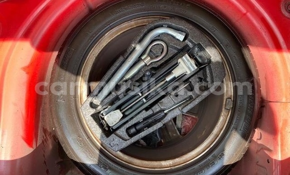 Acheter Occasion Voiture Volkswagen Polo Rouge à Beitbridge, Matabeleland South Acheter Occasion Voiture Volkswagen Polo Rouge à Beitbridge, Matabeleland South