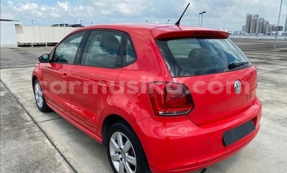 Acheter Occasion Voiture Volkswagen Polo Rouge à Beitbridge, Matabeleland South Acheter Occasion Voiture Volkswagen Polo Rouge à Beitbridge, Matabeleland South