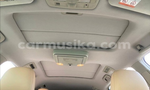 Buy Used Toyota Estima White Car in Beitbridge in Matabeleland South Buy Used Toyota Estima White Car in Beitbridge in Matabeleland South