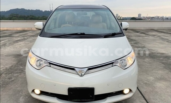 Buy Used Toyota Estima White Car in Beitbridge in Matabeleland South Buy Used Toyota Estima White Car in Beitbridge in Matabeleland South