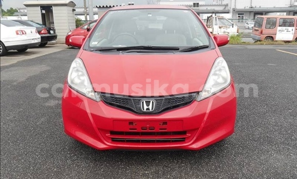 Acheter Occasion Voiture Honda Fit Rouge à Beitbridge, Matabeleland South Acheter Occasion Voiture Honda Fit Rouge à Beitbridge, Matabeleland South